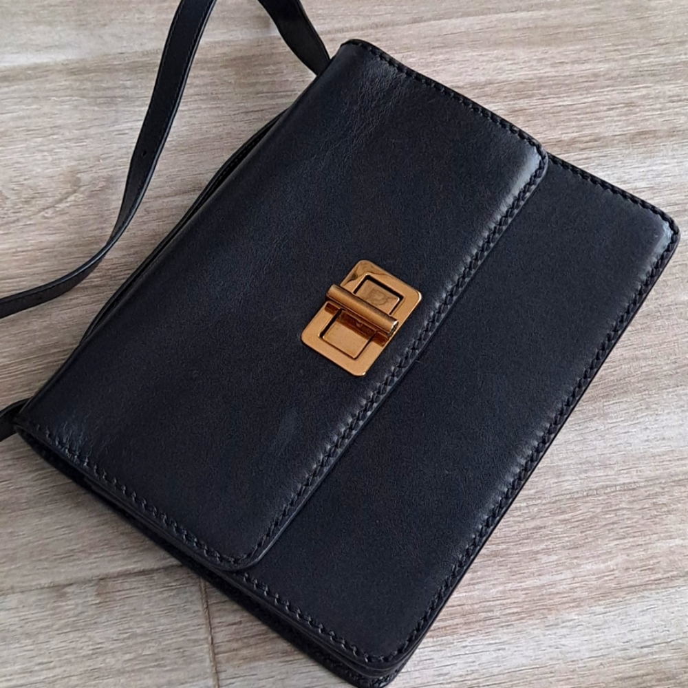 NWOT Chloe Louise bag